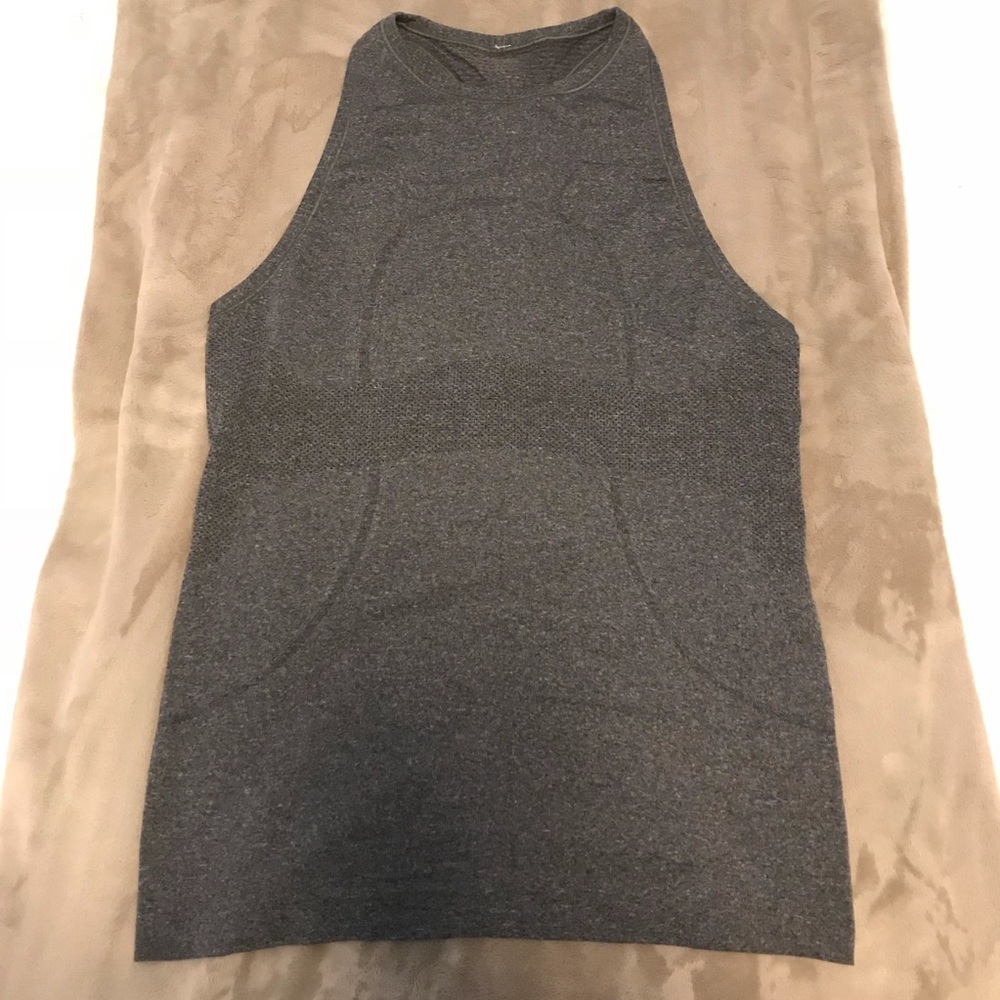 Lululemon swiftly tech muscle tank size 6